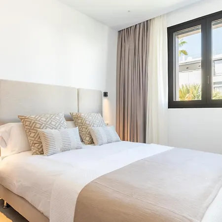 Callao By Ires Lar 圣克鲁斯-德特内里费