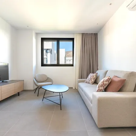 Apartment Callao By Ires Lar *