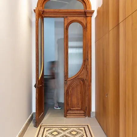 Apartment Callao By Ires Lar